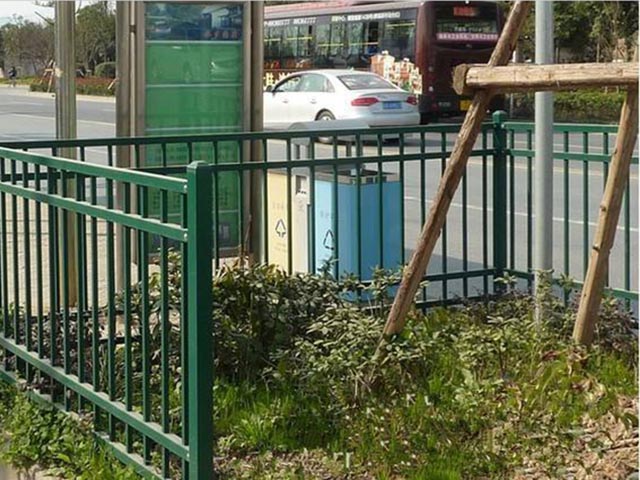 方管护栏