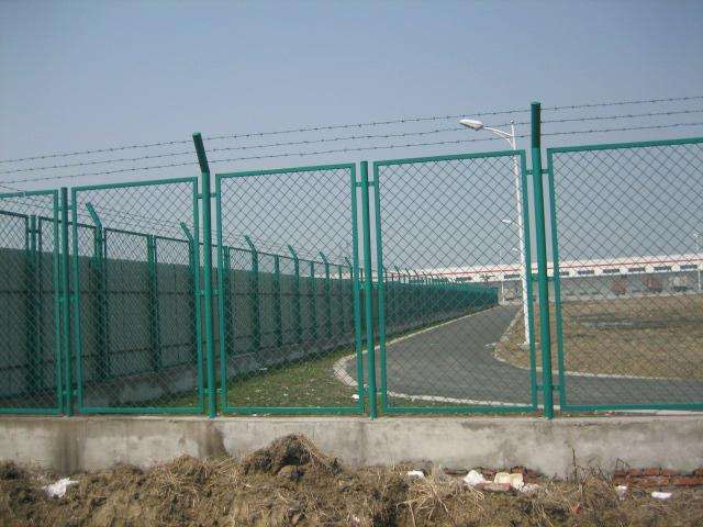 高速公路护栏网